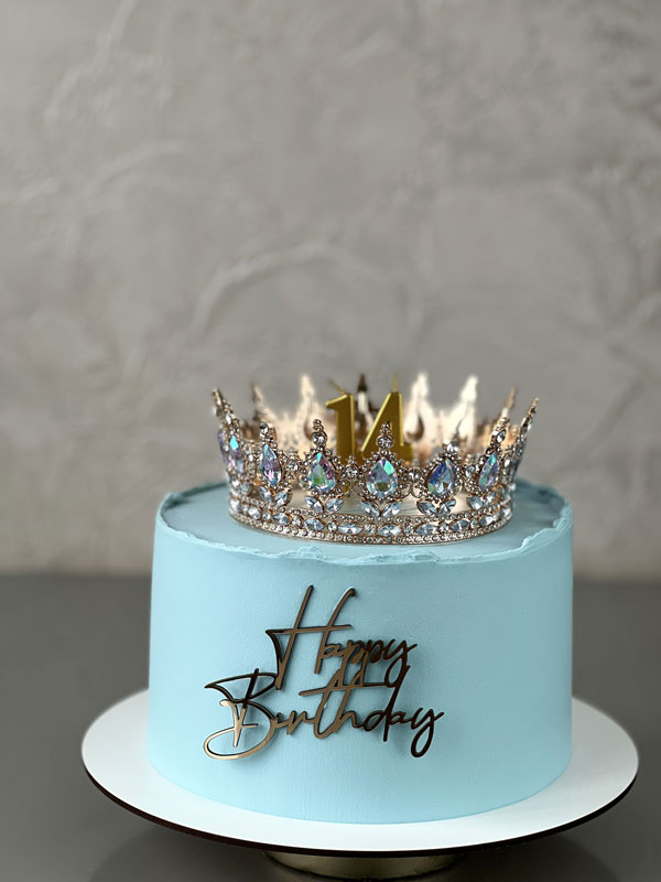 Торт з короною блакитний